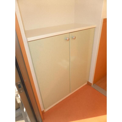 【エントランス】 | コート・グレイス 