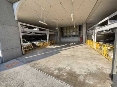 【駐車場】 | エスリード万博公園