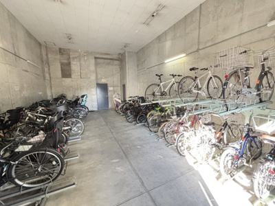 【駐車場】 | エスリード万博公園