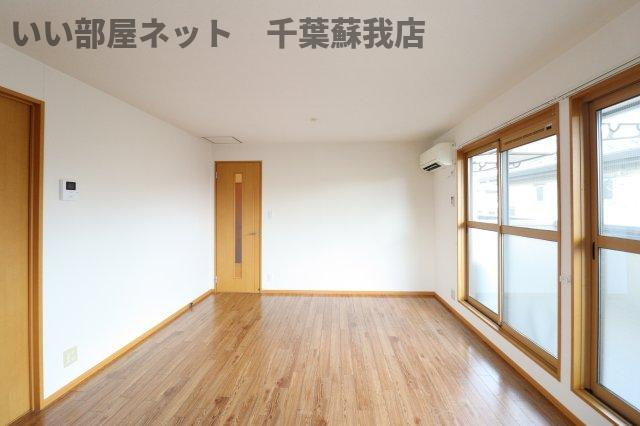 アンソレイエの居間・リビング|使いやすいリビングです