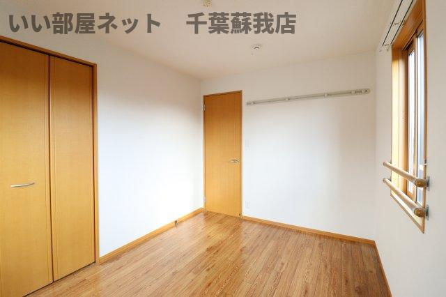 アンソレイエの洋室|ゆったりした洋室です