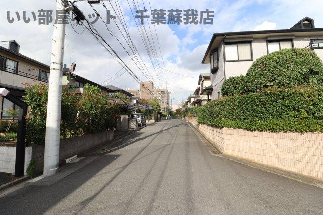 アンソレイエの周辺