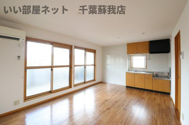 アンソレイエの居間・リビング|こちらの居間で趣味の時間をお楽しみください