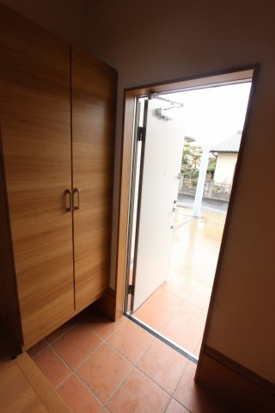 常滑市北条１コダテックスⅠＣの玄関