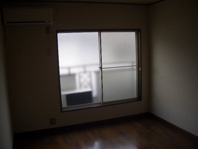 ＥＳＴＡＴＥ紫苑Ｎｏ．２の洋室|フローリングのお部屋です