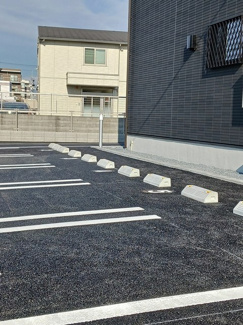【駐車場】