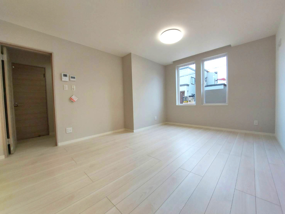 真栄3条2丁目[B]の居間・リビング|リビング別角度！