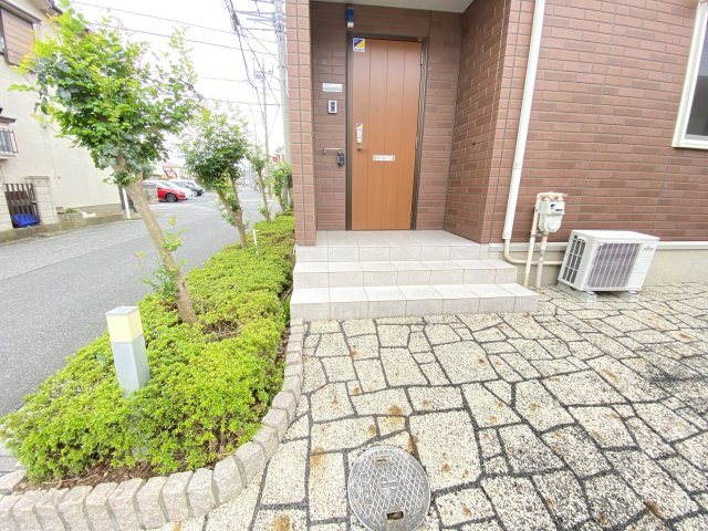 イーグレット　Dのエントランス