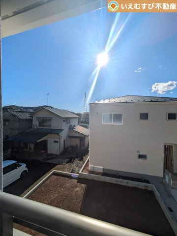 Livele Garden.S　小川町角山第4の展望|高い建物が無く開放感のある展望
バルコニーからの展望も開けていて閑静な住宅地が望めます。日当りも良いですね♪