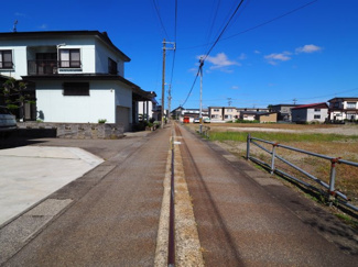 【前面道路含む現地写真】