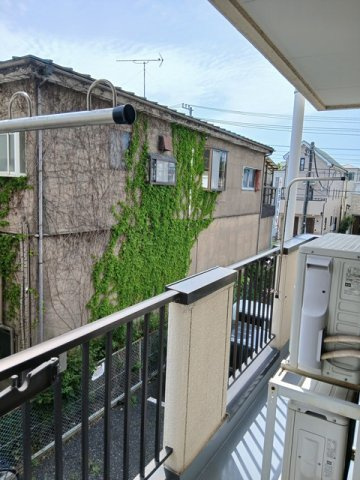 マンション鴨下のバルコニー