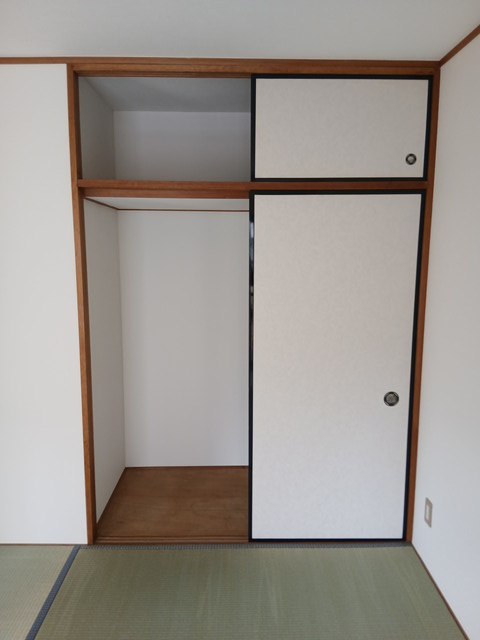 マンション鴨下の和室