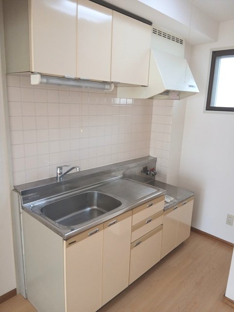 マンション鴨下のキッチン