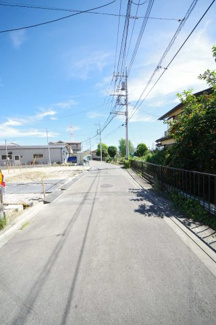 【前面道路含む現地写真】 | 令和6年9月15日撮影　建築中