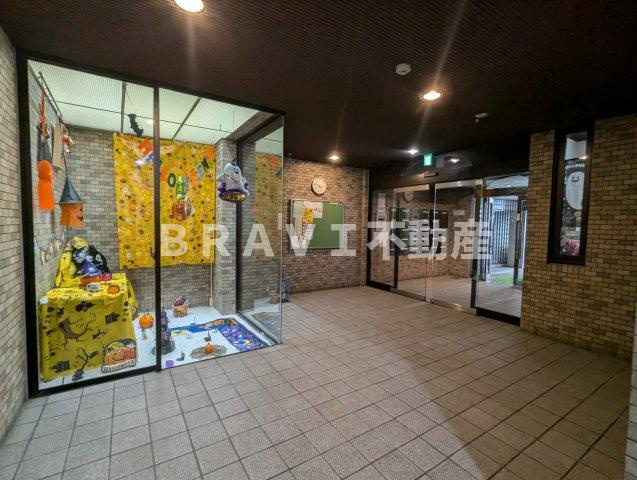 京町堀ウネビハイツ BRAVI不動産のロビー