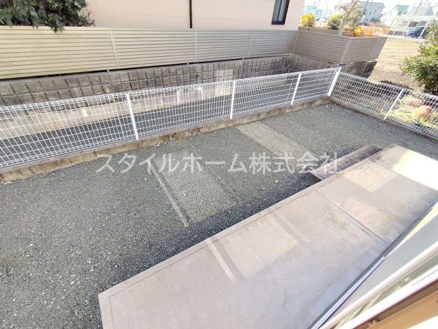 エトワールセブンBの庭