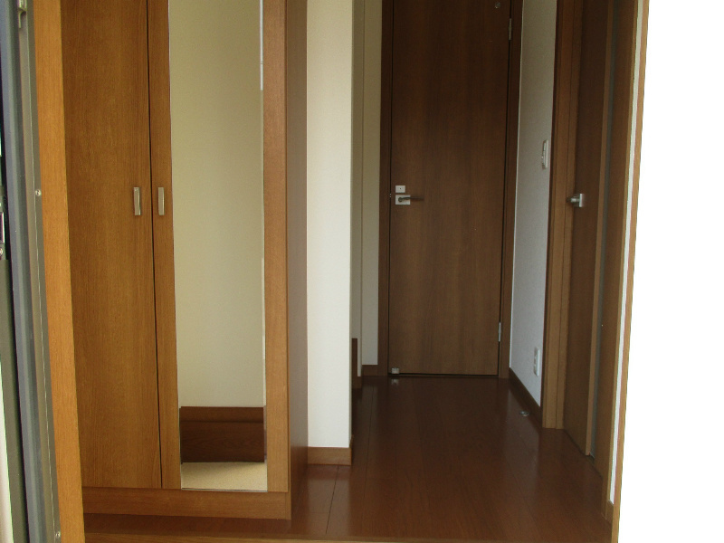 コンコルディアちゃやがさかNＯＲＴＨの玄関