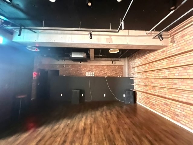 KDビルの内装