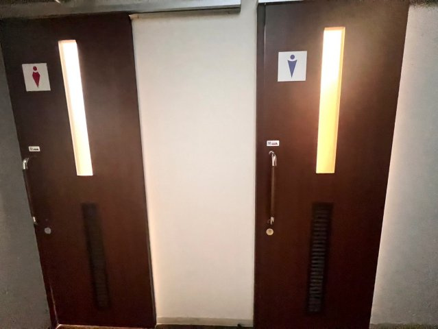 KDビルのトイレ