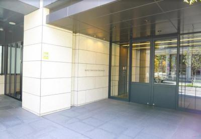 ブランズタワー大阪備後町のエントランス