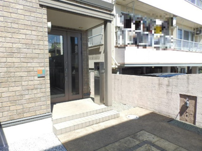 【エントランス】 | リヴェール北御座 C棟 | オートロック仕様