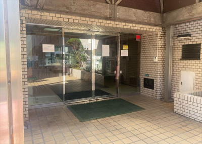 【エントランス】 | アカデミーグローリア初穂合同ビル