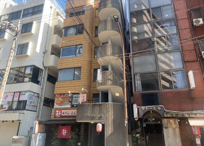 【展望】 | アカデミーグローリア初穂合同ビル | 眺望を気にして物件を探す場合、前面に建物が建っていないか現地で確認しましょう！前面に建物があると景色はもちろん、日当たりや風通しにも影響が出てきます。住んだ時のことを想像しながら現地見学をしましょう。