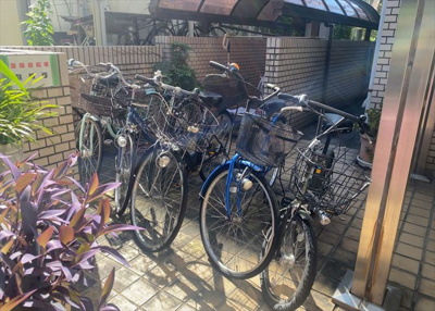 【駐輪場】 | アカデミーグローリア初穂合同ビル