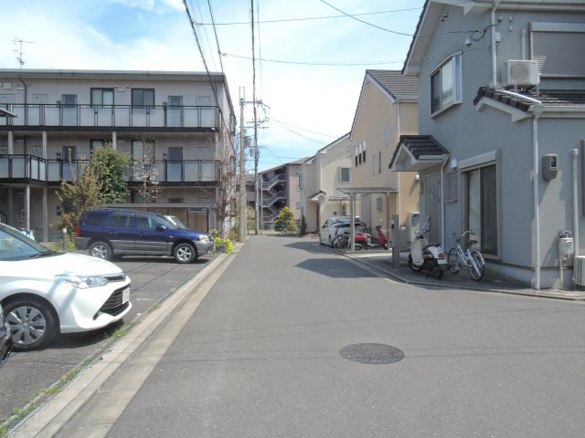 ヴェル・ドミールＡ棟の周辺