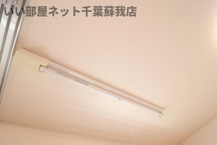プルミエール　A棟のその他|室内物干機