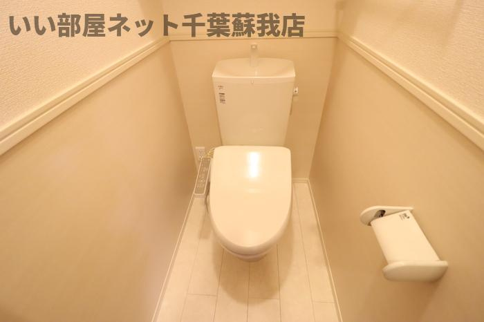 プルミエール　A棟のトイレ|落ち着いた色調のトイレです