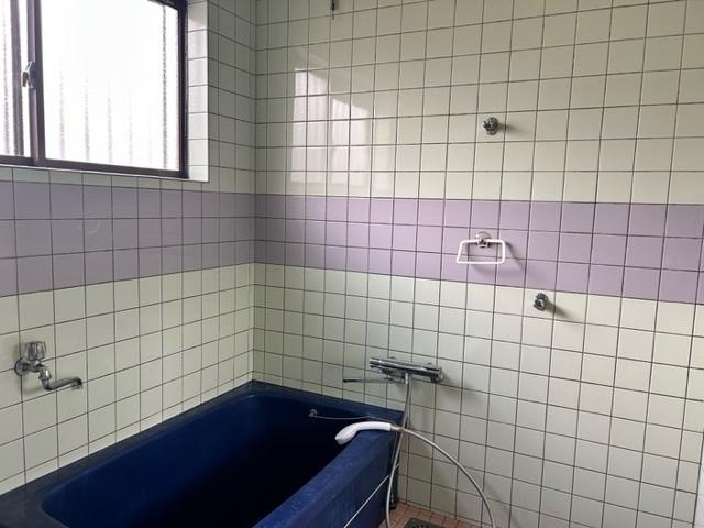 南国市元町　中古戸建の浴室