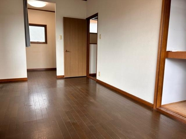 南国市元町　中古戸建の洋室