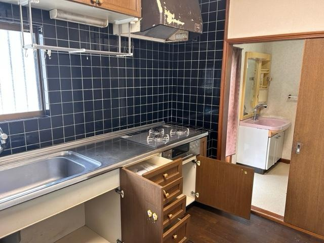 南国市元町　中古戸建のキッチン