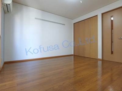  | ヴァンテアン・カルモ