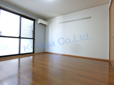  | ヴァンテアン・カルモ