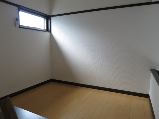 【寝室】 | イーストフォート