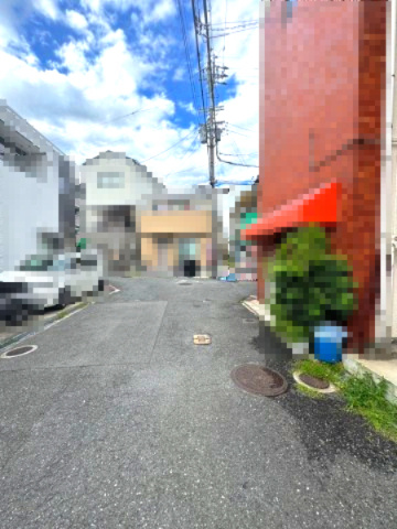 池田旭町　オーナーチェンジの前面道路含む現地写真