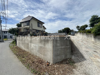 【前面道路含む現地写真】