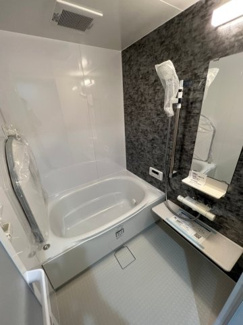 【浴室】 | エバーランドシティ新泉北8番館 | ゆったり過ごせるお風呂です