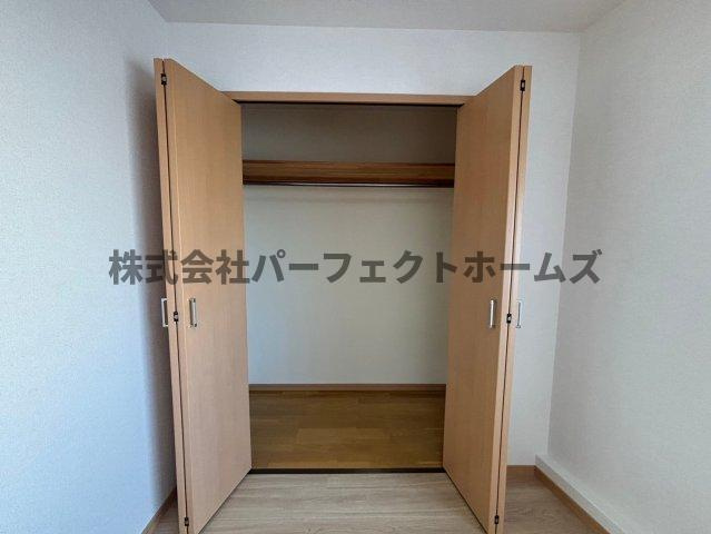招提南町1丁目戸建て2階部分　賃貸の収納|収納のためのスペースです