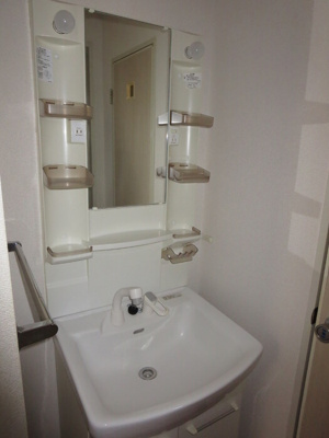 【洗面所】 | 冬築タウン・パートⅡ F棟 | 【冬築タウン・パートⅡ F棟】洗面所