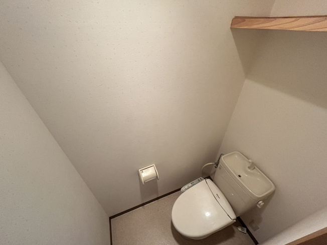 【トイレ】 | ネオハイツ上白川 | トイレはウォシュレット完備です