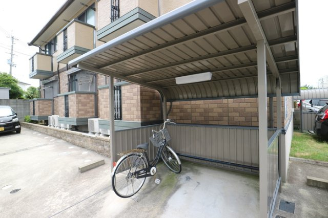 リビングタウン西野のその他共用部分