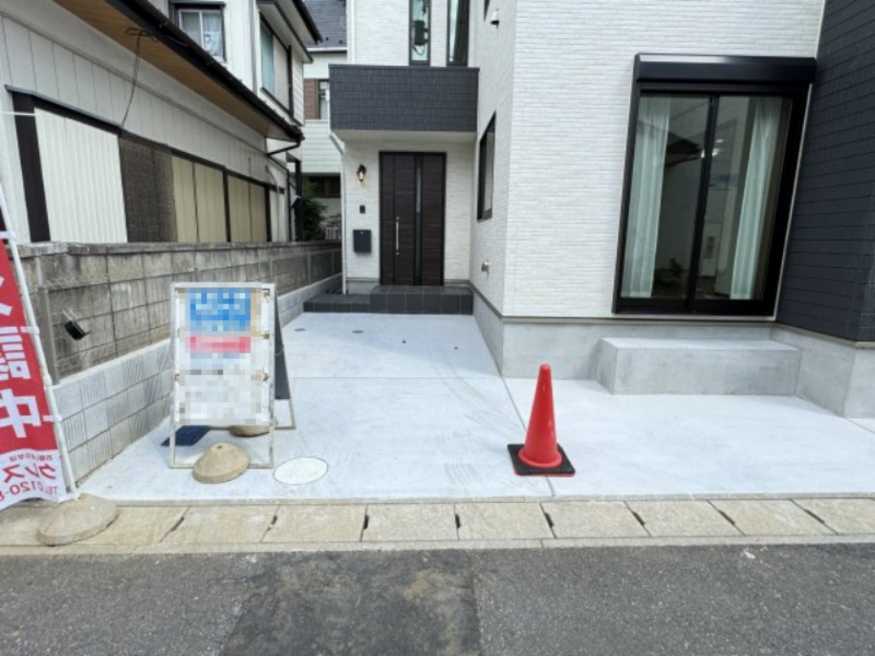 松戸市中和倉新築戸建【八ヶ崎小学校：9分】の駐車場|駐車スペース完備！！