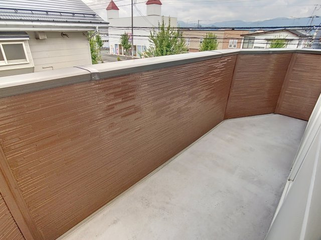 ハイツマロニエ1番館のバルコニー