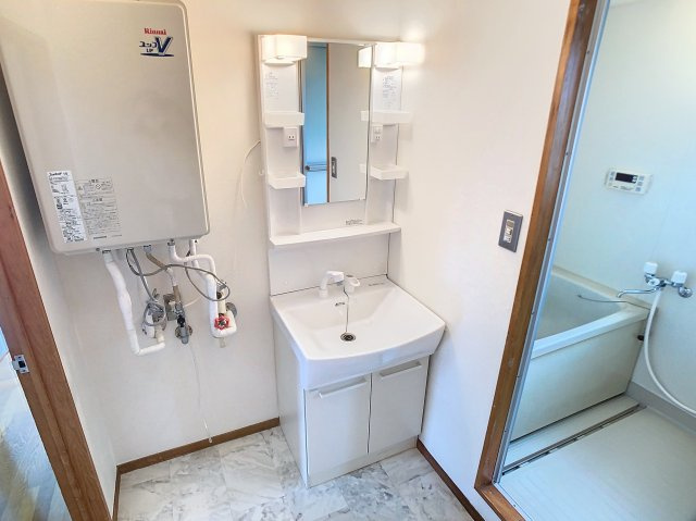 ハイツマロニエ1番館の独立洗面台