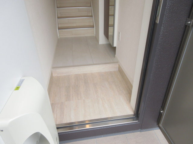 【玄関】