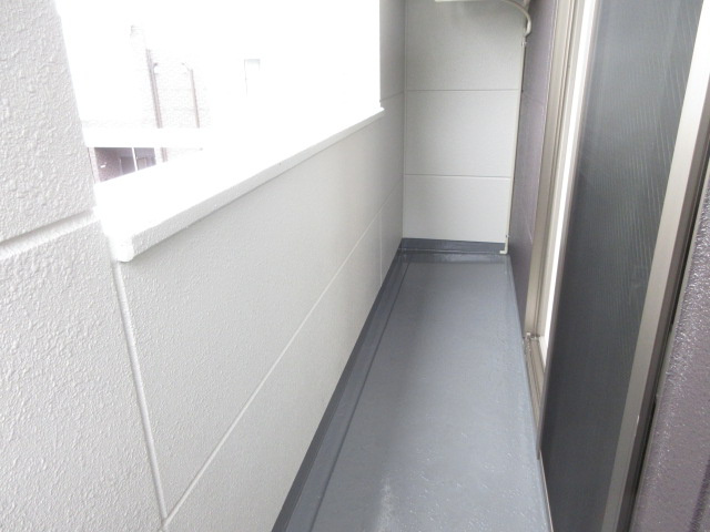 【バルコニー】
