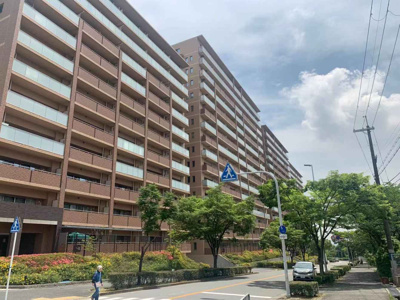 【外観】 | ジオ千里中央スカイコートB棟